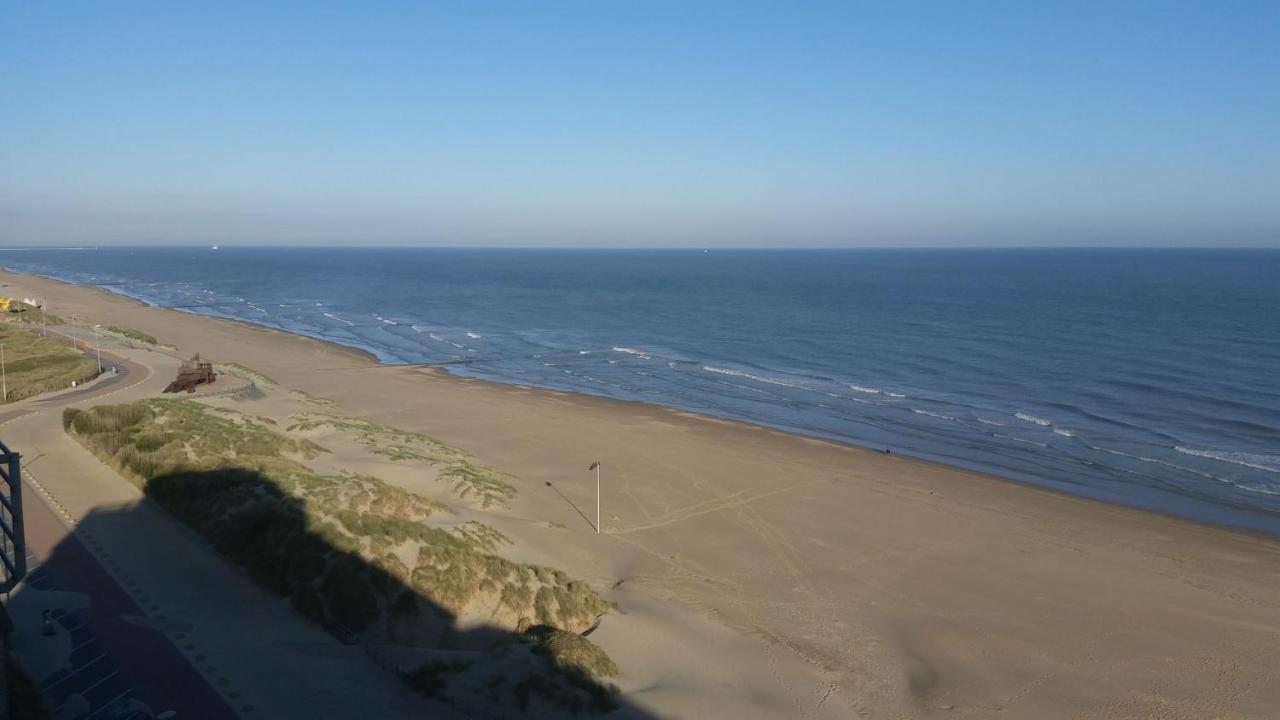 Studio On The Beach With Sea View Middelkerke Extérieur photo