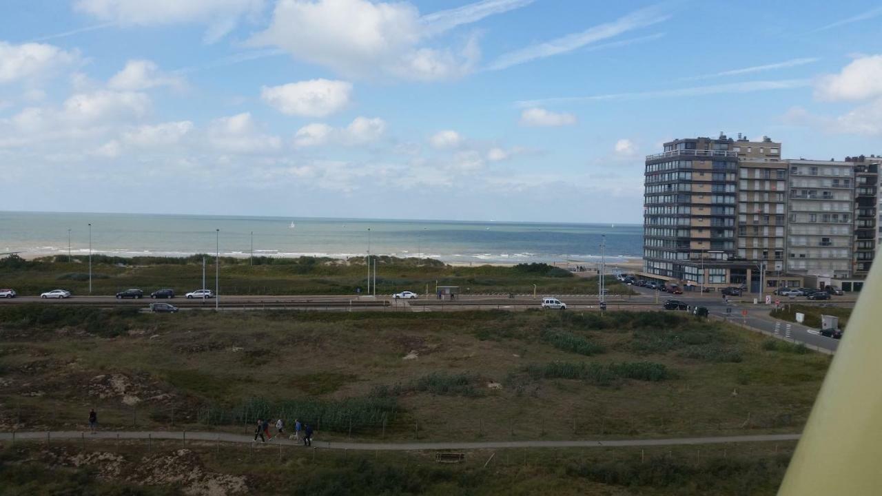 Studio On The Beach With Sea View Middelkerke Extérieur photo